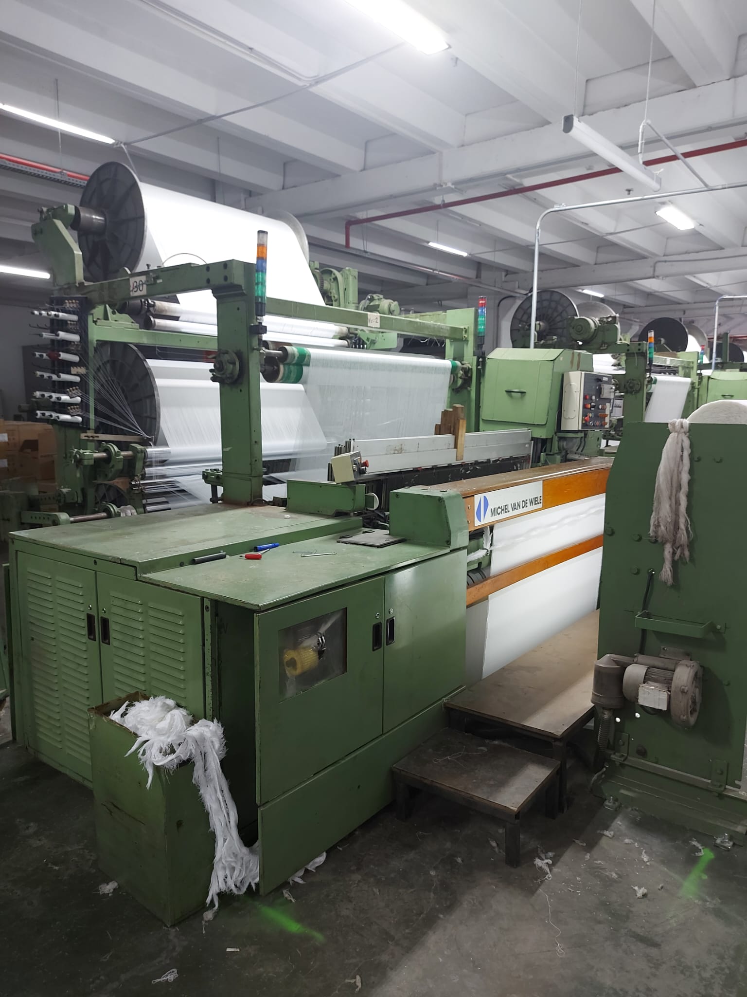 VAN DE WIELE VELVET DOBBY LOOMS