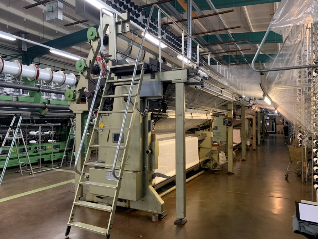 Karl Mayer Raschel Jacquard warp knitting machine - RJSG 4 Model